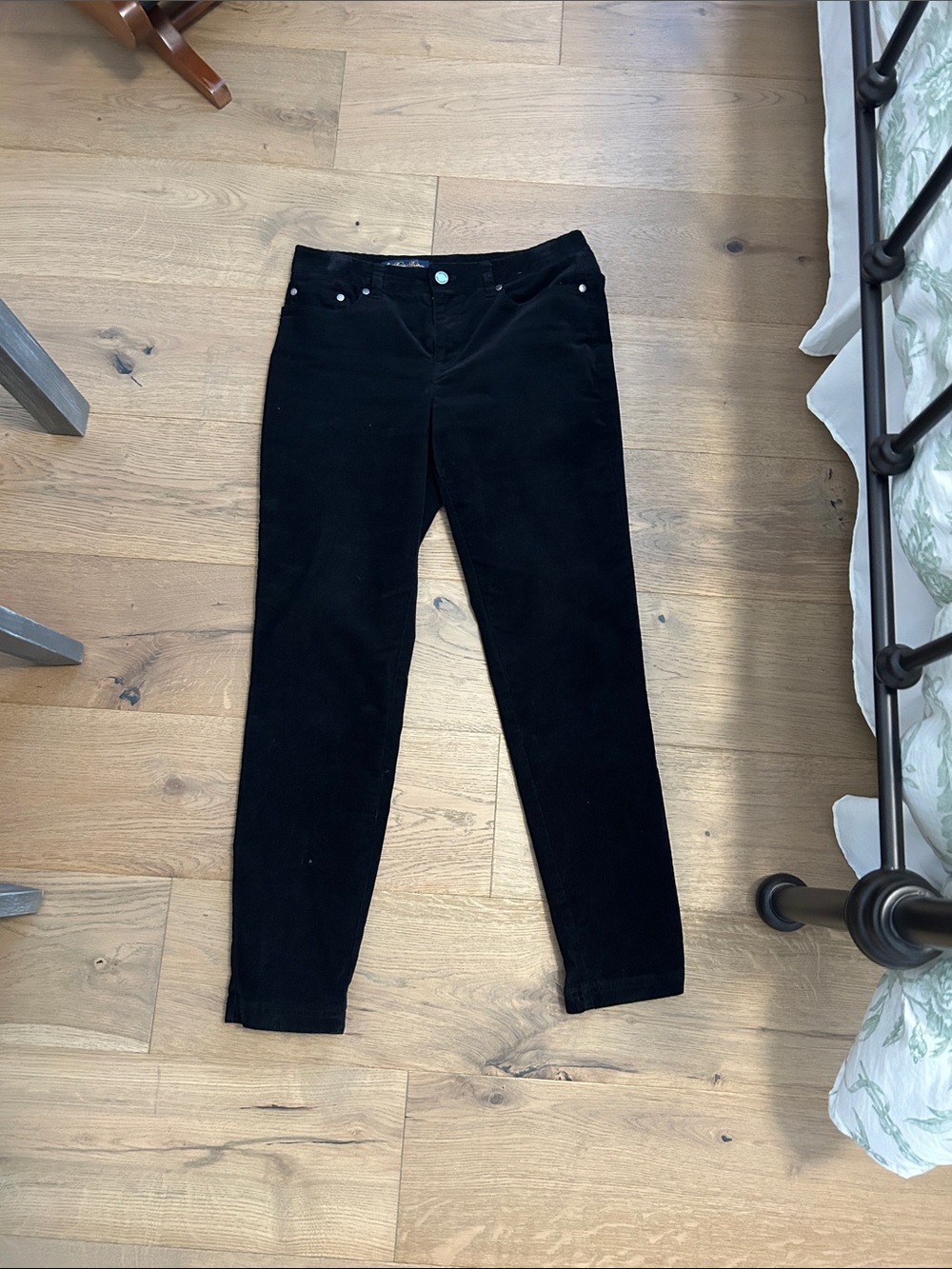 Brooks brothers Classic Black Slim Corduroy Pants size 4